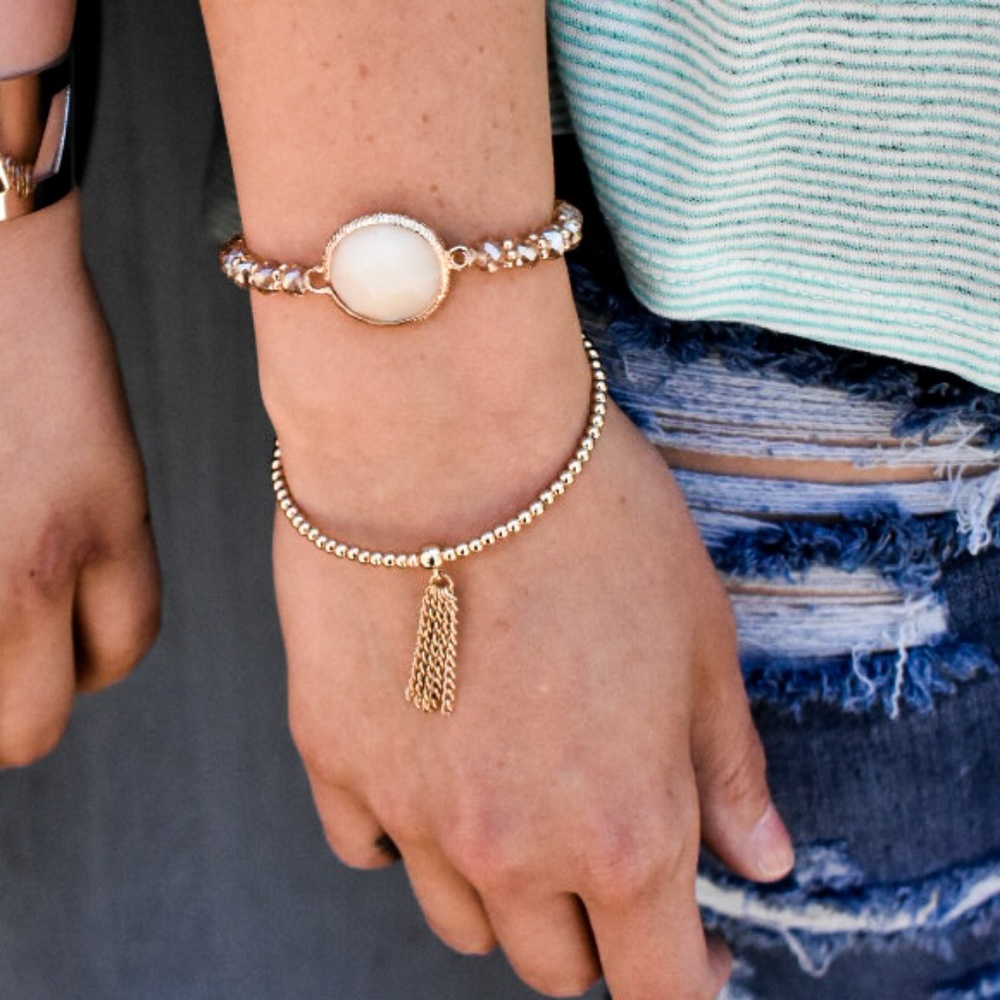 IVORY CRYSTAL GOLD STRETCH BRACELET